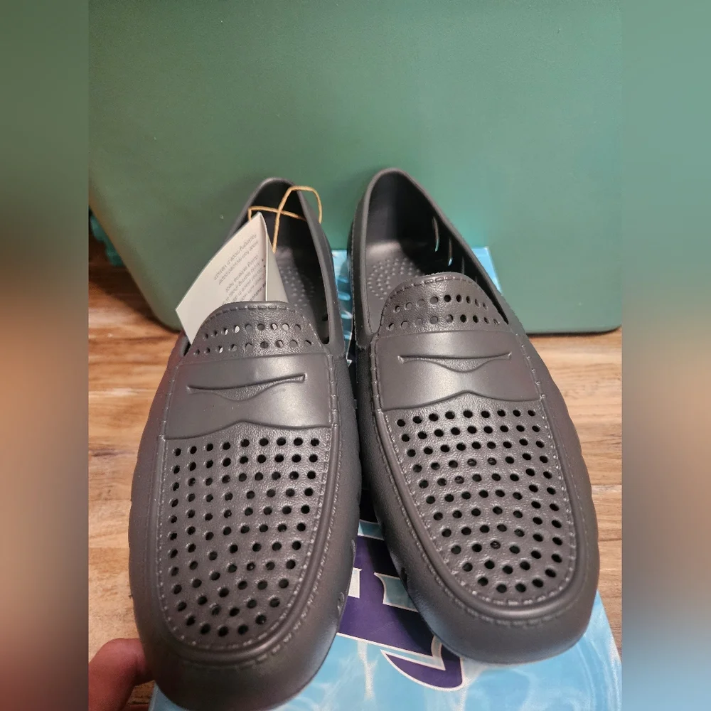FLOAFERS MEN'S COUNTRY CLUB DRIVER: GRAY/ORANGE: NEW IN BOX: SIZE 8